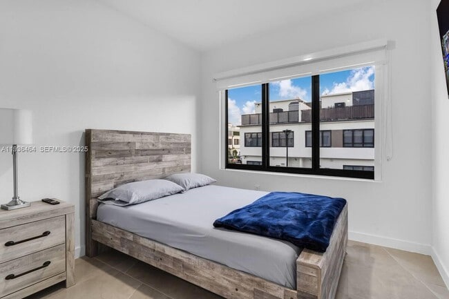 Foto del edificio - 14502 SW 260th St