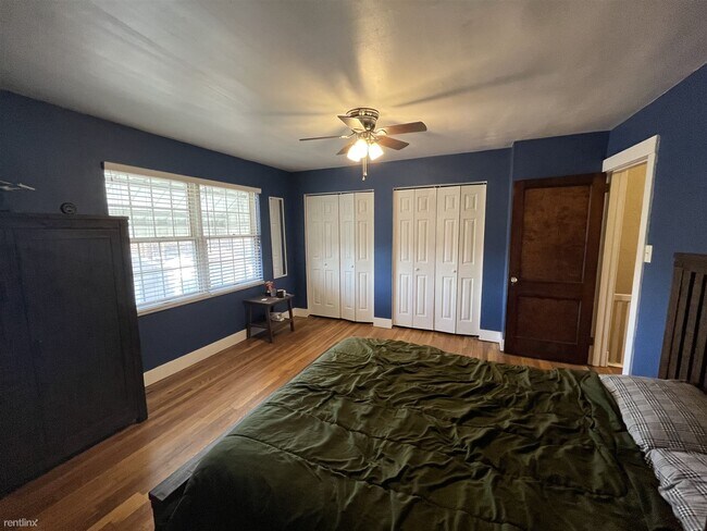 Building Photo - 2 br, 1 bath House - 4200 Geneva Street