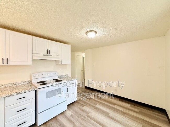 Foto del edificio - 7420 NE Hazel Dell Ave