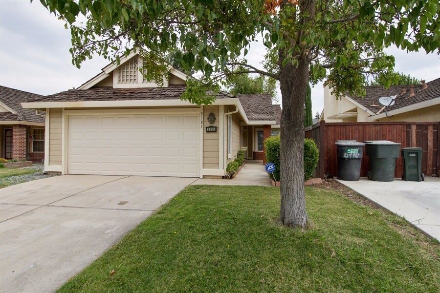 Foto principal - 9385 Morcott Way