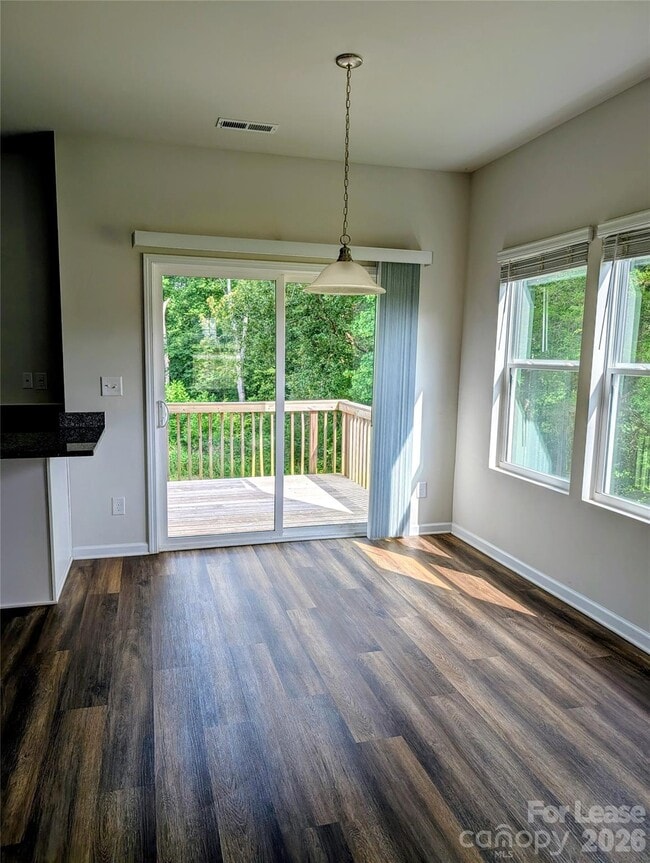 Building Photo - 152 Pumice Dr