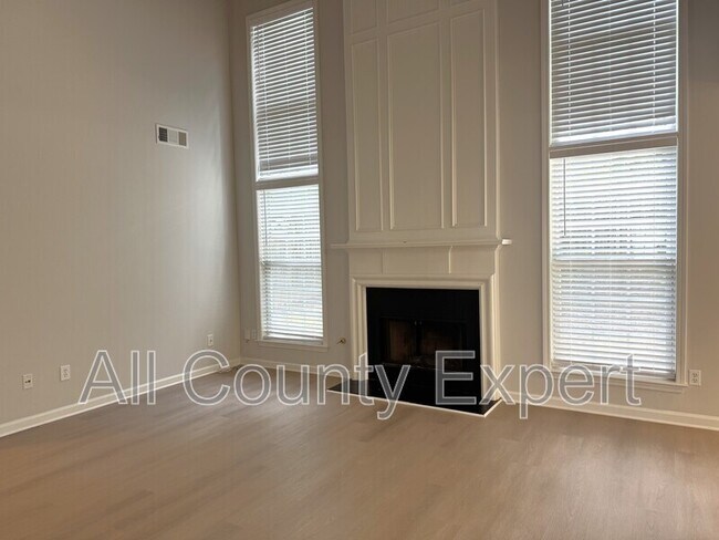 Foto del edificio - 4318 Shillham Ct