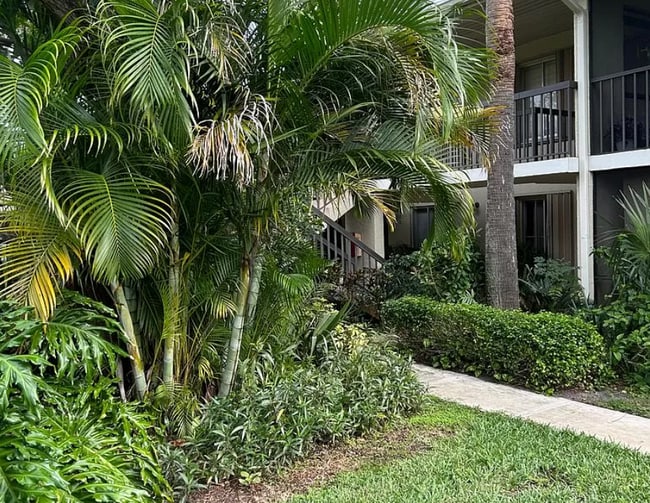 Building Photo - 6515 Chasewood Dr