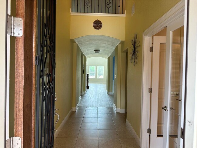 Foto del edificio - 4237 Privacy Hedge St