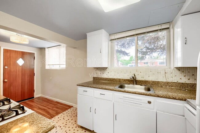 Building Photo - 4106 Perry St