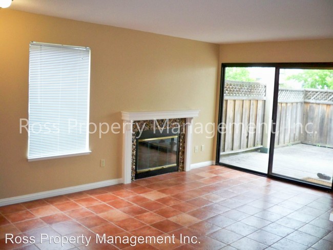 Building Photo - 3799 Crow Canyon Rd