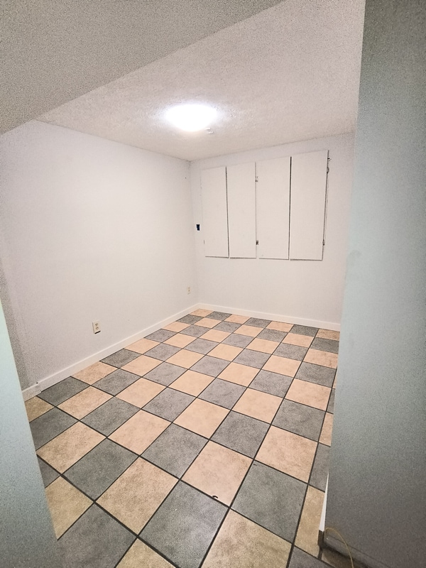 Building Photo - 306 Kelsay Dr