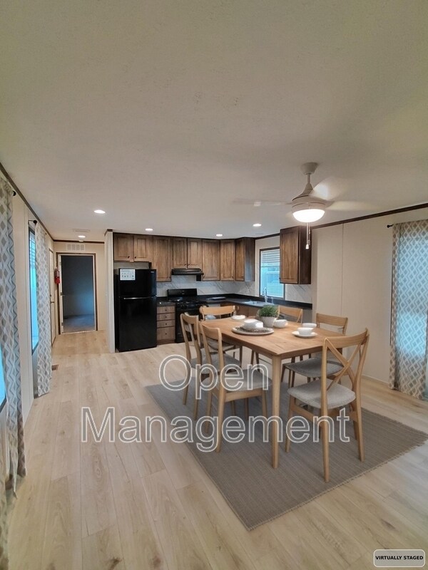Foto del edificio - 301 Mantle Ave