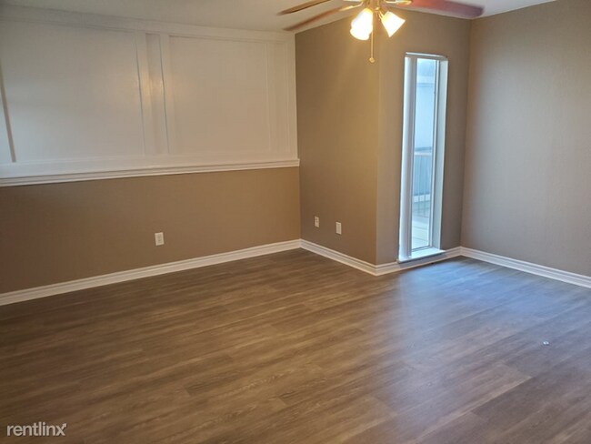 Building Photo - 2 br, 2 bath Condo - 3113 Sondra Drive