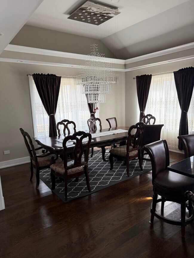 Foto del edificio - 4N150 Hawthorne Ave