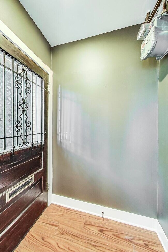 Foto del edificio - 1428 W Edgewater Ave