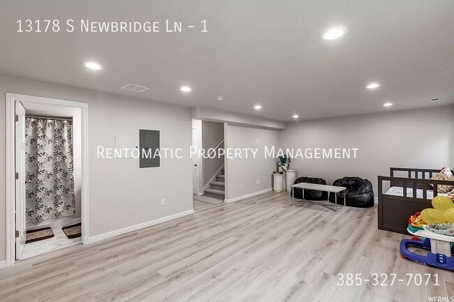 Building Photo - 13178 Newbridge Ln