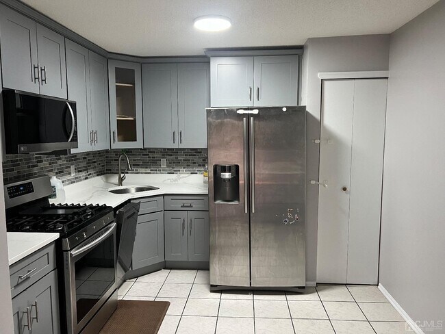 Foto del edificio - 262 Kempsey Dr