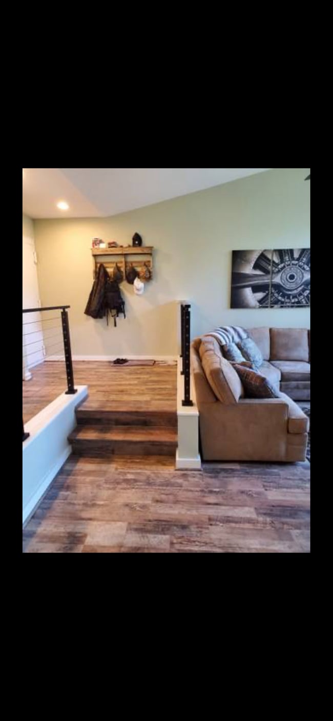 Building Photo - 11556 Rolling Green Ct