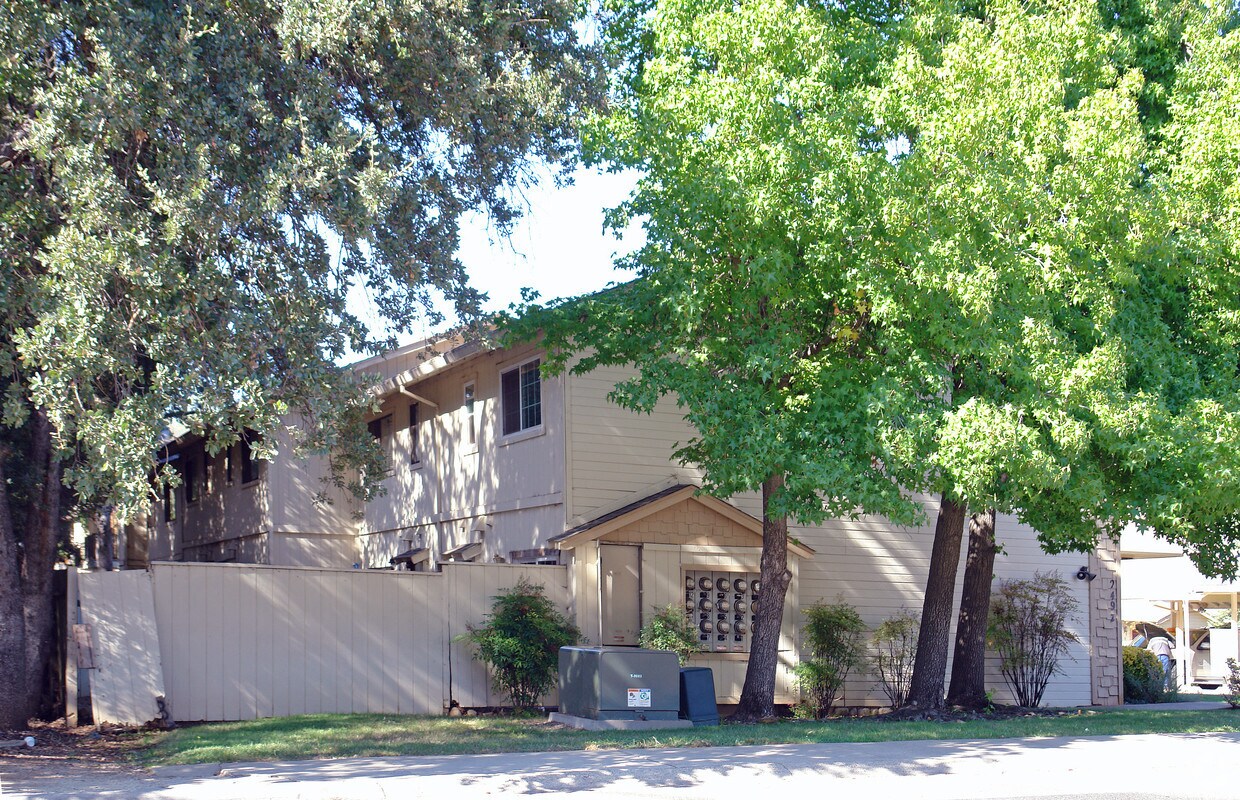 Foto del edificio - 2497 Merrychase Dr