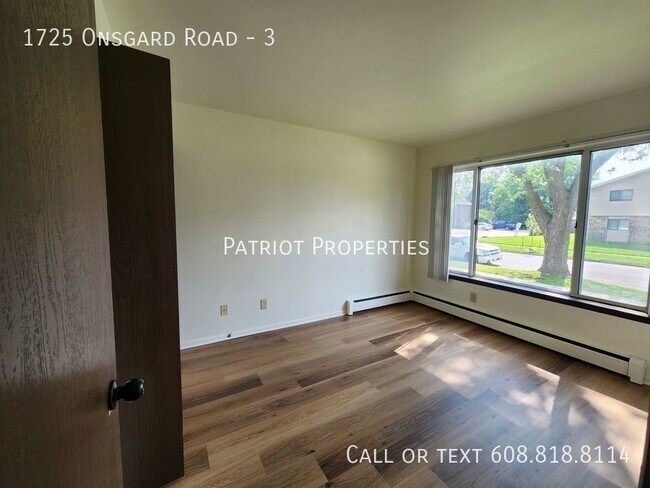 Foto del edificio - 1725 Onsgard Rd