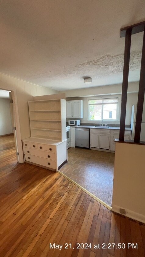 Primary Photo - 764 Garrison Ave
