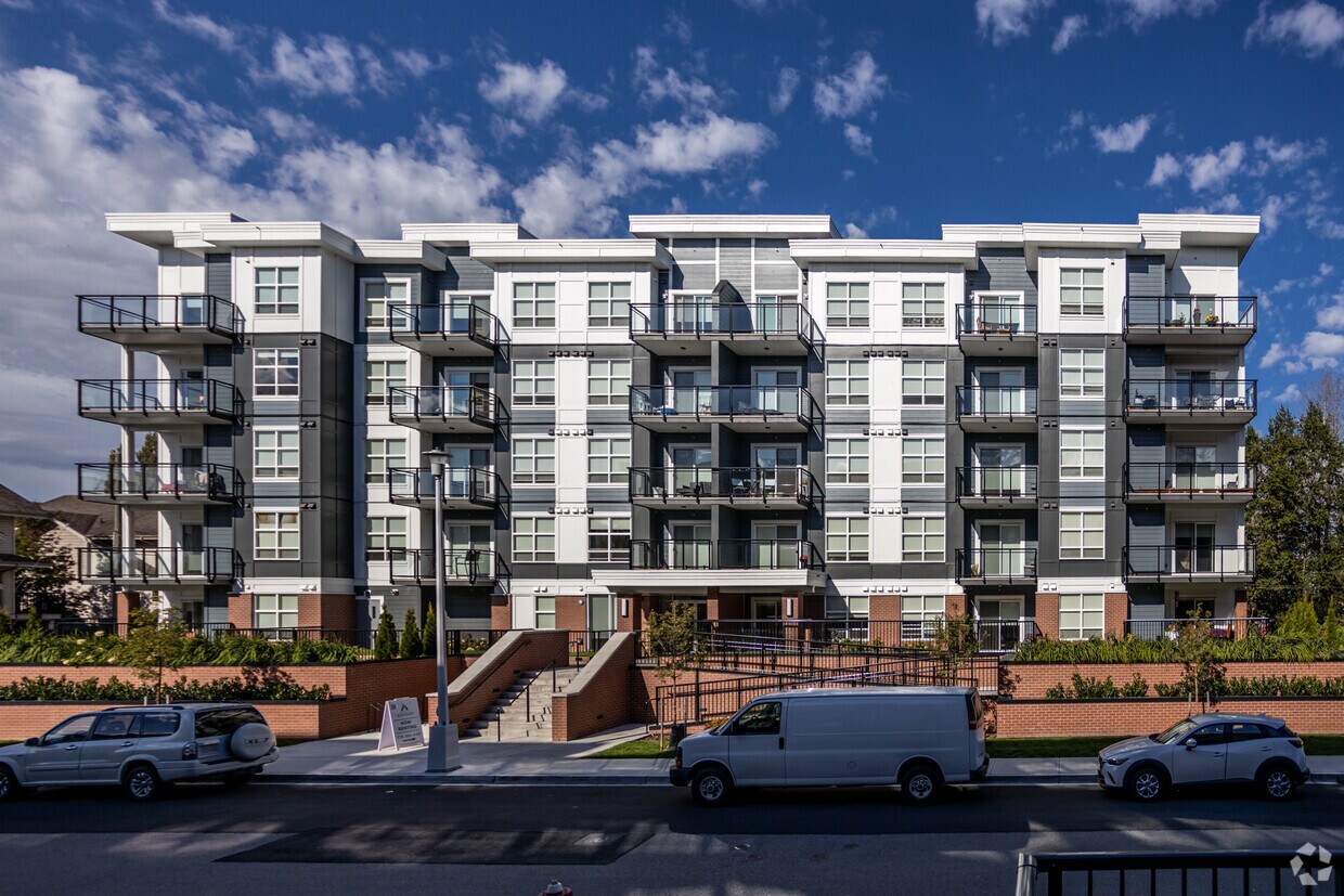 Building Photo - The Addison