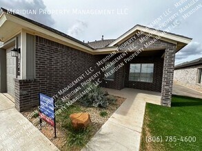 Building Photo - 1208 N 7th St