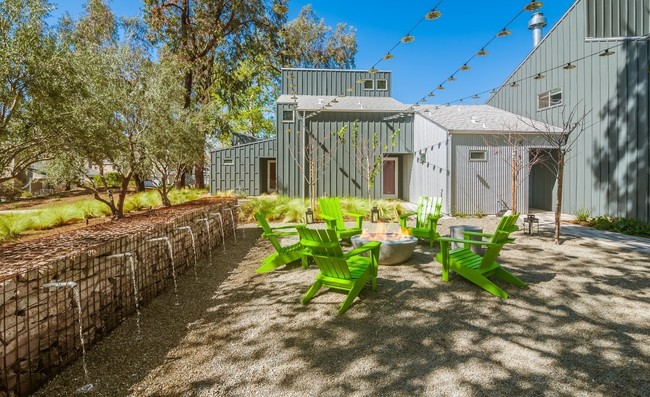Building Photo - The Lodge At Coto