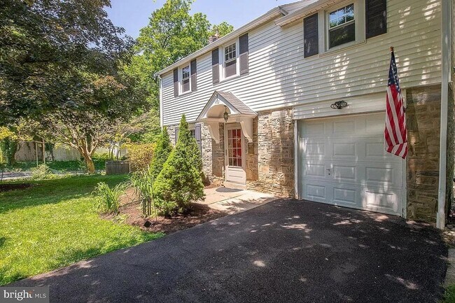 Foto del edificio - 412 Grange Rd