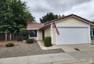 Building Photo - 231 Chicory Ln