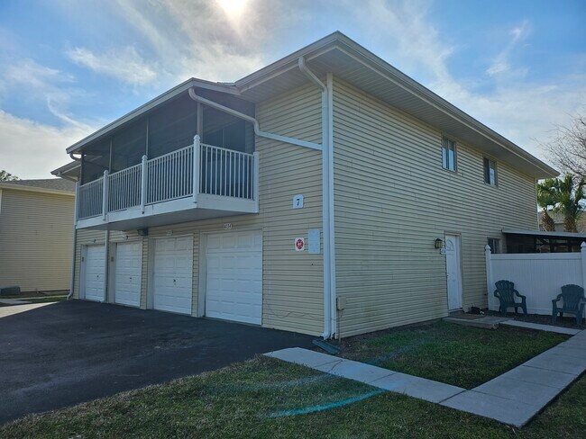 Foto del edificio - 4134 Pinebark Ave