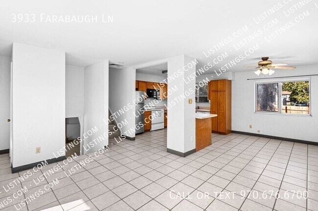 Foto del edificio - 3933 Farabaugh Ln