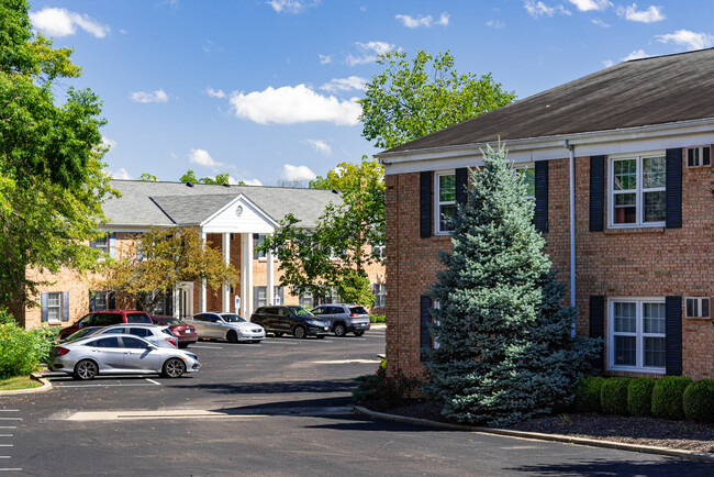 Building Photo - Montclair in the Woods