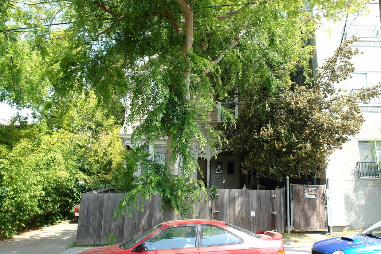 Foto del edificio - 2417 Blake St