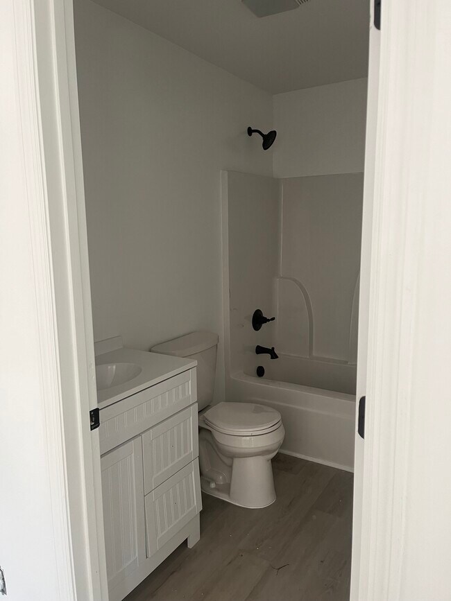 Building Photo - 3601 Alton Park Blvd