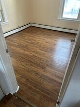 Building Photo - 8 Arch Ave