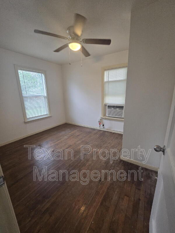 Foto del edificio - 9407 Braddock St