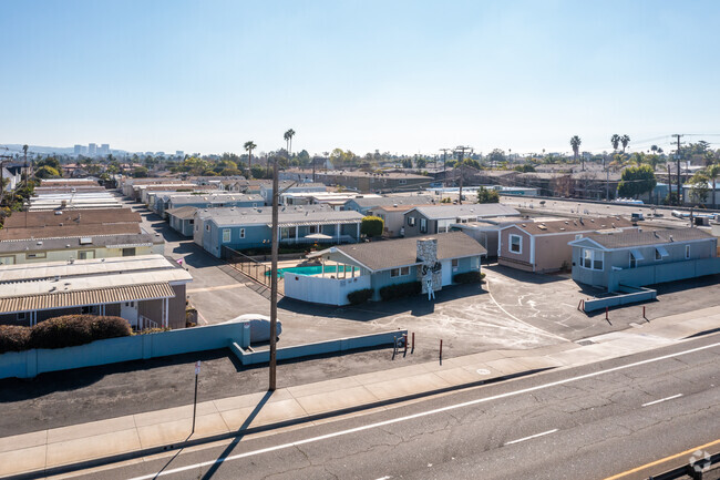 Aerial Photo - 2060 Newport Blvd