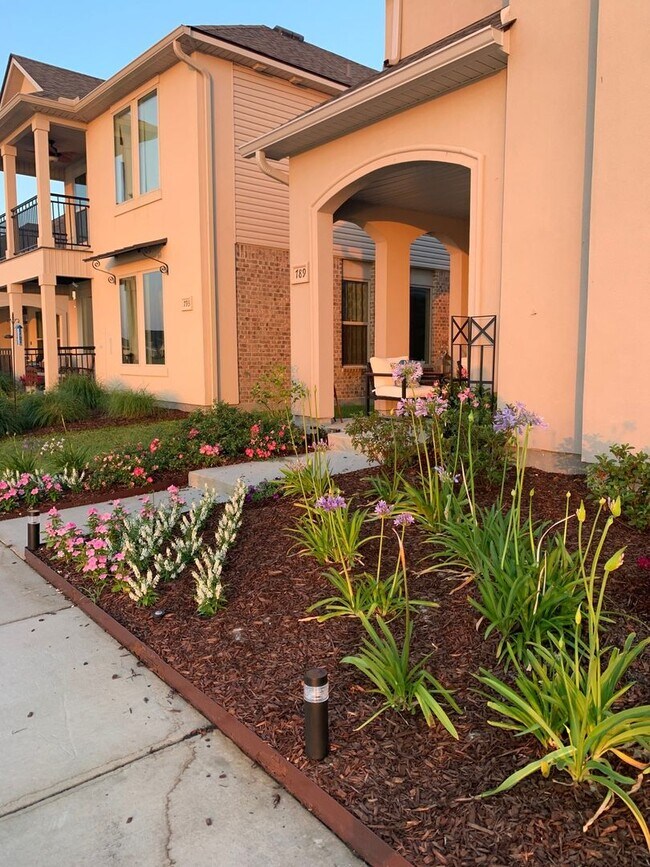 Foto del edificio - Spacious 4BR House in Slidell