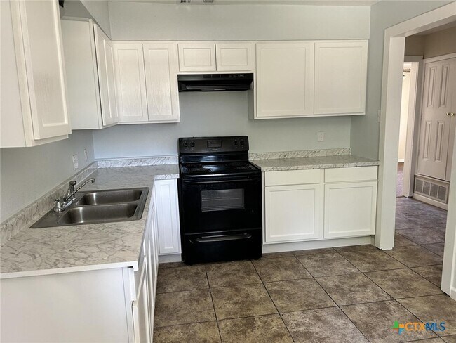 Foto del edificio - 1409 Calle Nogal