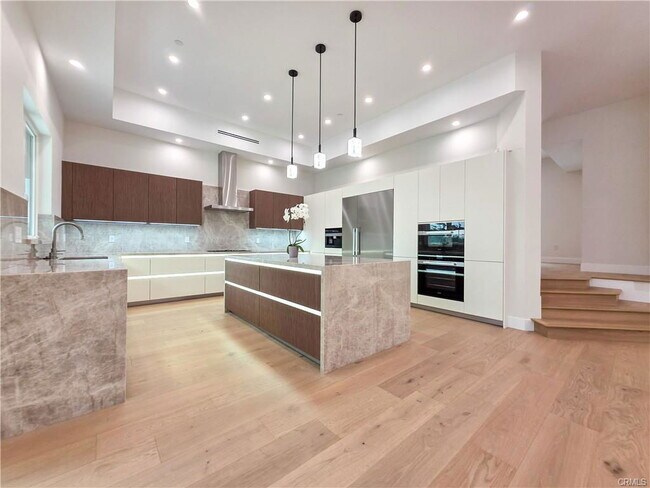 Foto del edificio - 10511 Mary Bell Ave