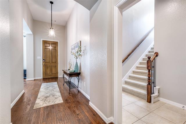 Foto del edificio - 8205 Bayberry Ave