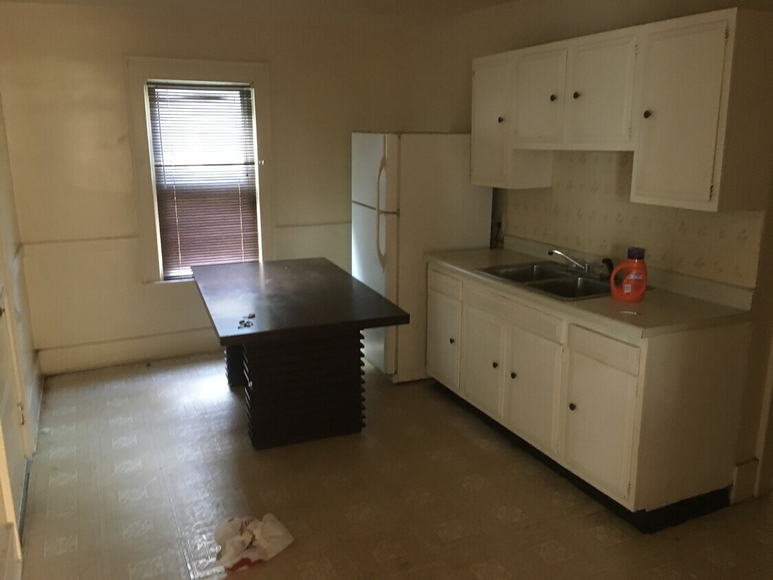 Foto principal - 813 Milton Ave