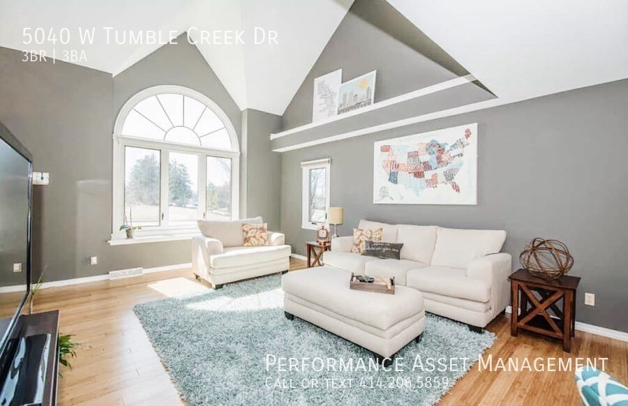 Foto principal - 5040 W Tumble Creek Dr
