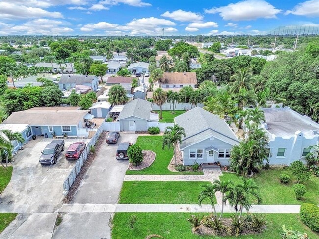 Building Photo - 524 Palmetto St