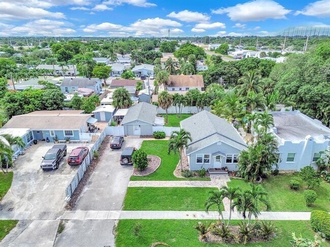 Building Photo - 524 Palmetto St