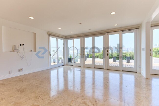 Foto del edificio - 227 Milford Dr