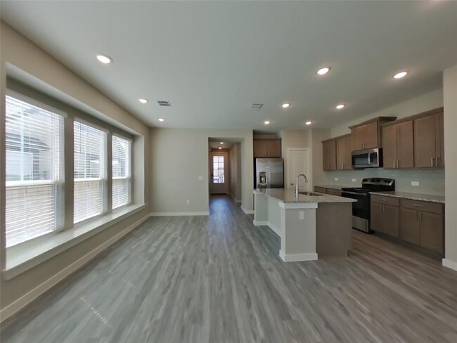 Building Photo - 1560 Mexican Heather Dr