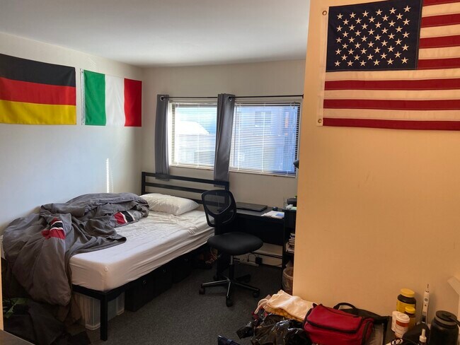 Foto del edificio - 606 Columbus Ave