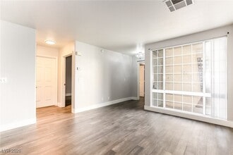 Building Photo - 3673 Ian Thomas St