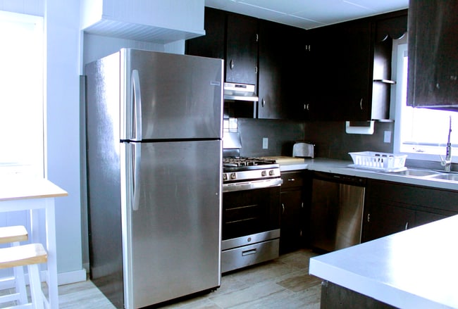 Building Photo - 52 Broome St