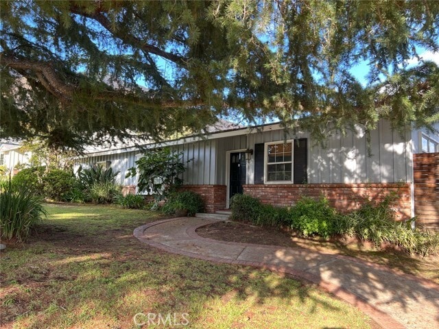 Building Photo - 462 Crestvale Dr