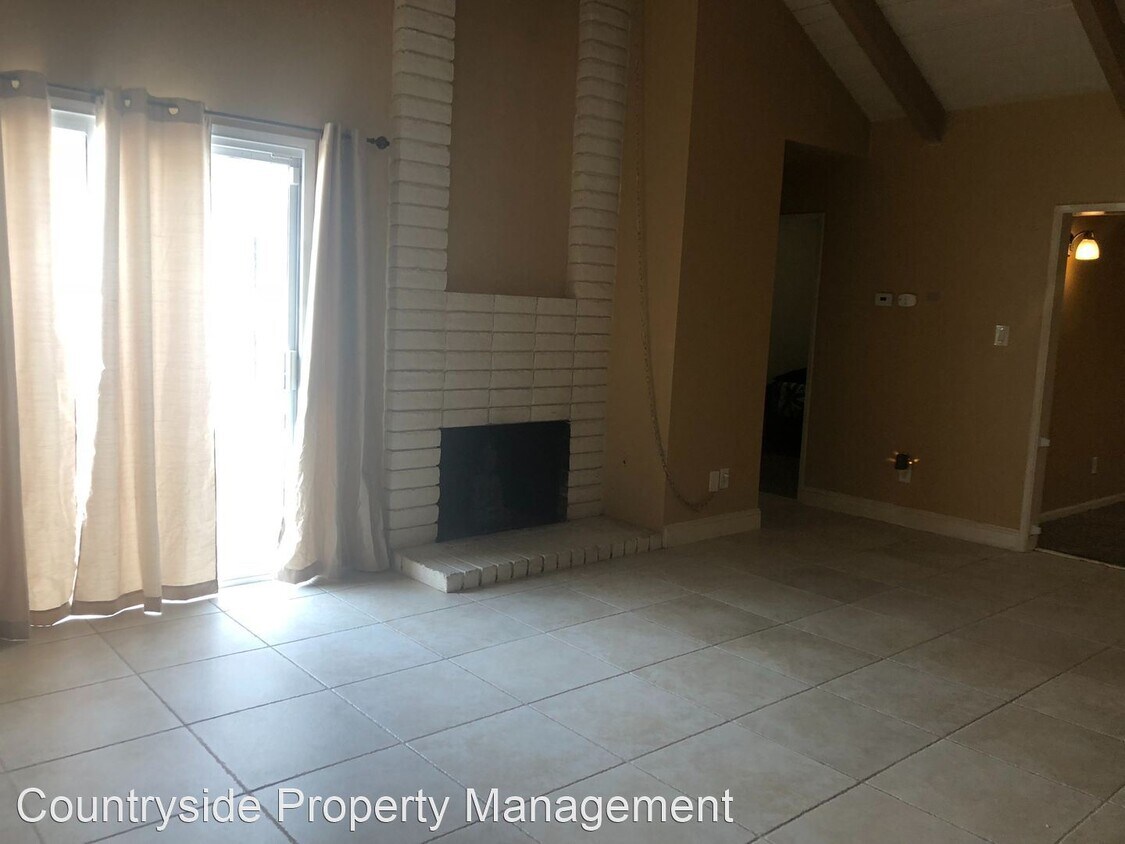 Foto del edificio - 3 br, 2 bath House - 2757 Santiago Drive