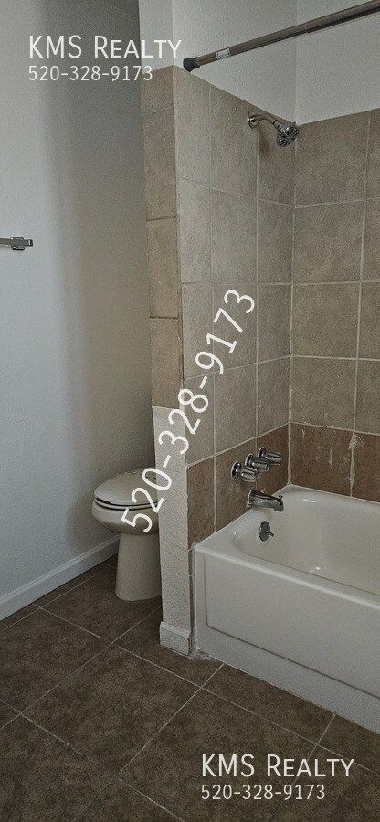 Foto del edificio - 761 E Pastime Rd